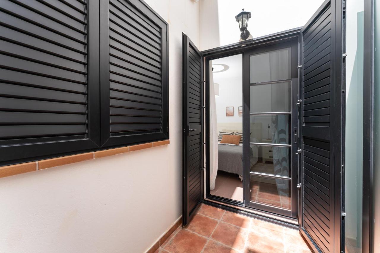 Dona Juana 4 Apartment ปวยร์โต เด มอแกน ภายนอก รูปภาพ